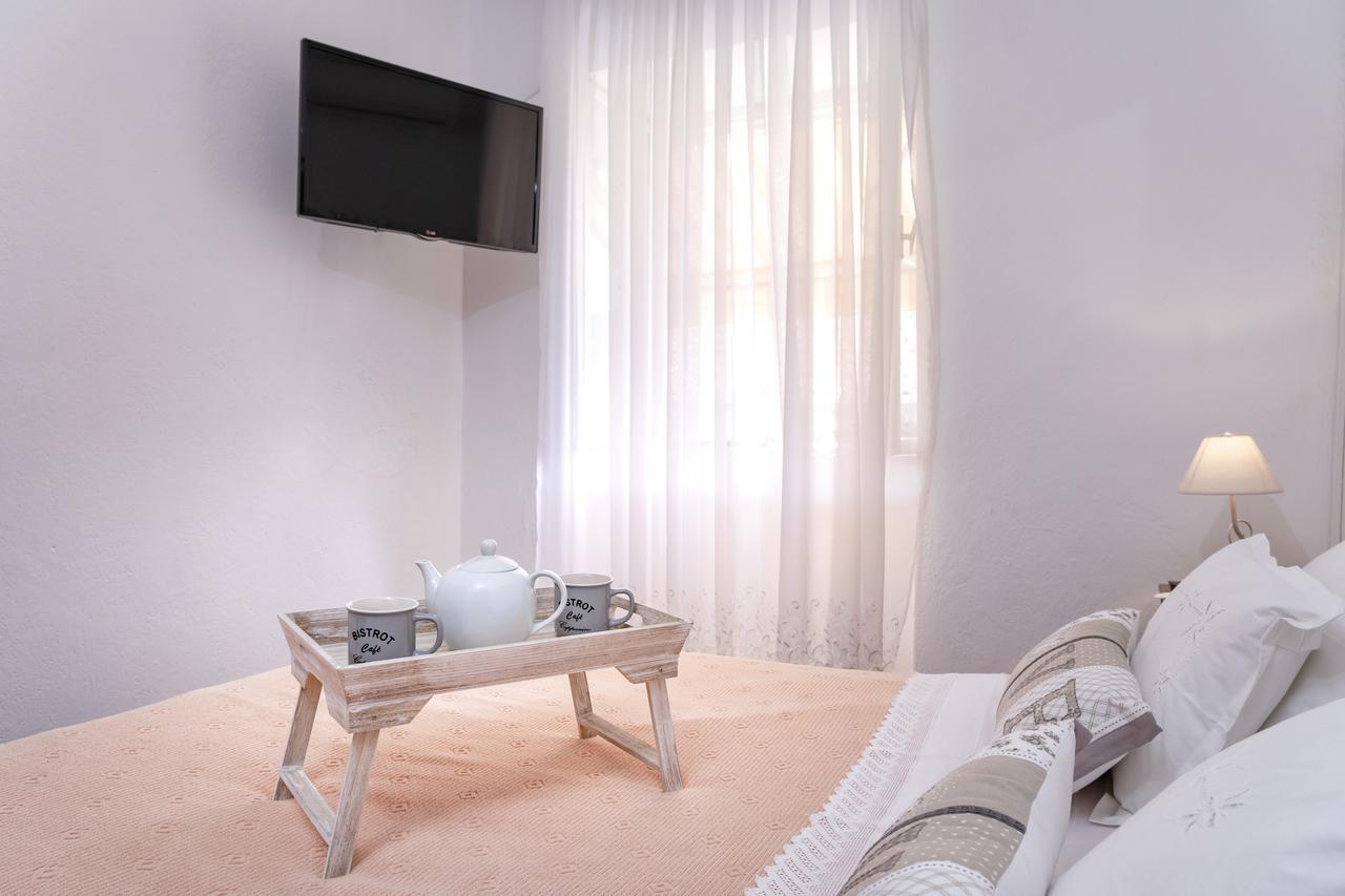Guesthouse Wish Stari Grad Kültér fotó