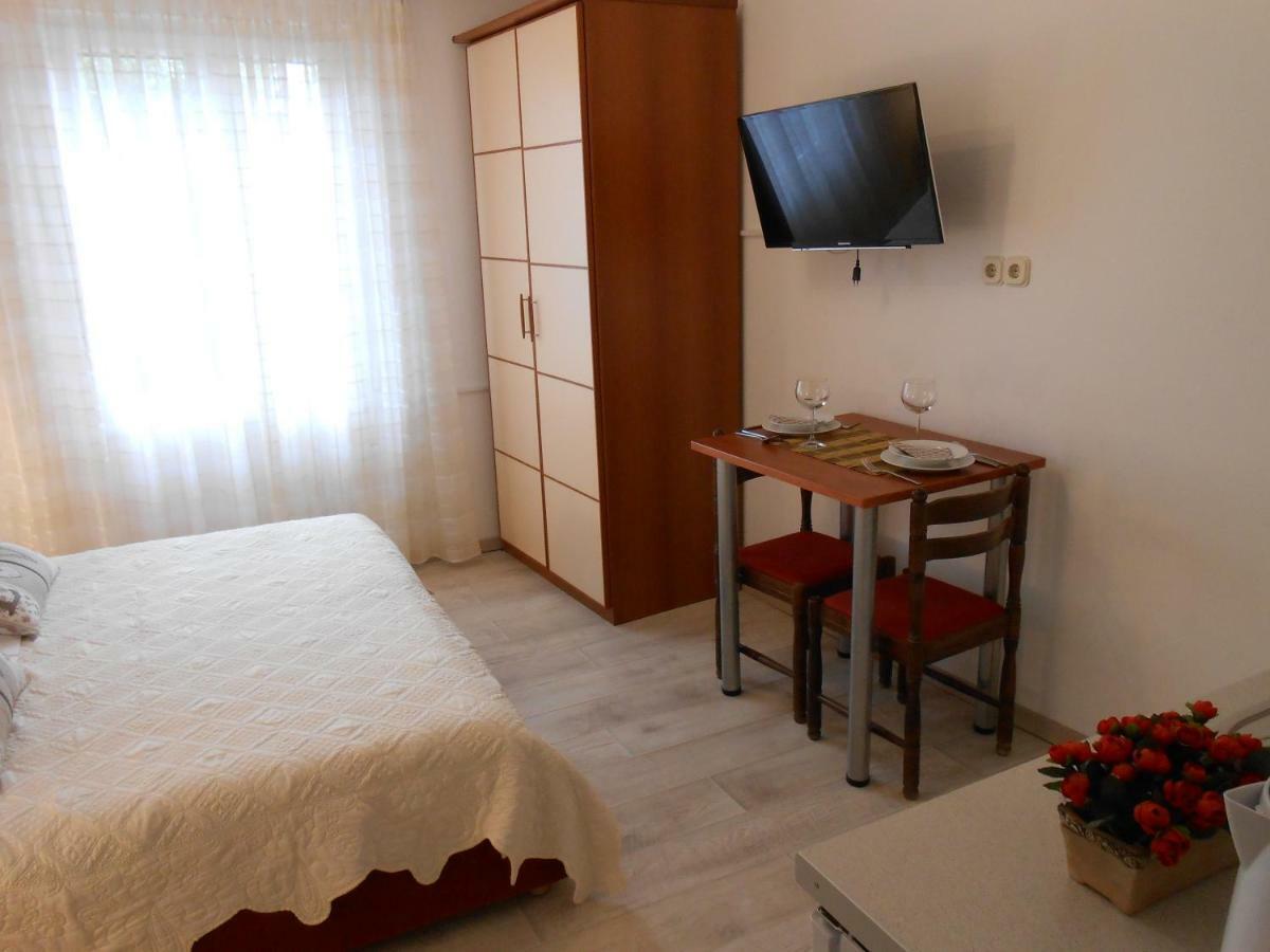 Guesthouse Wish Stari Grad Kültér fotó