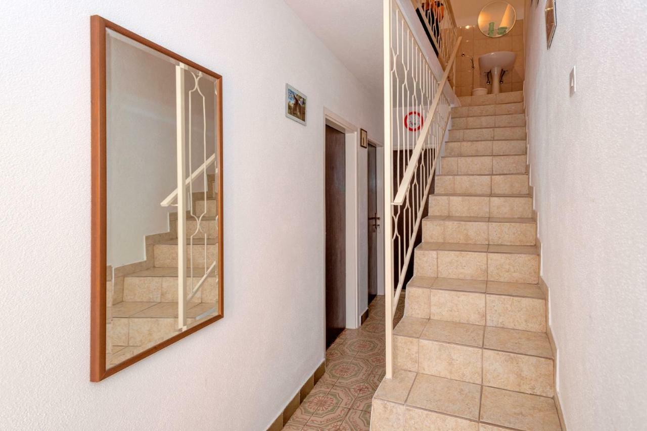 Guesthouse Wish Stari Grad Kültér fotó