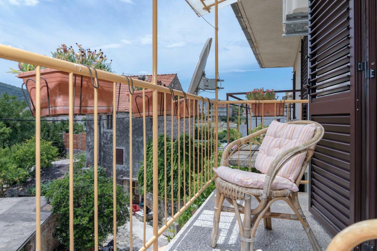 Guesthouse Wish Stari Grad Kültér fotó